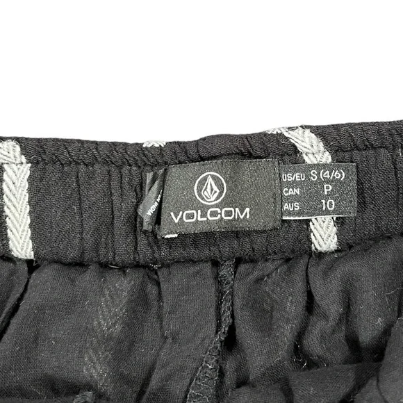 Volcom Coco Black and White Striped Halter Romper sz S - Picture 4 of 12